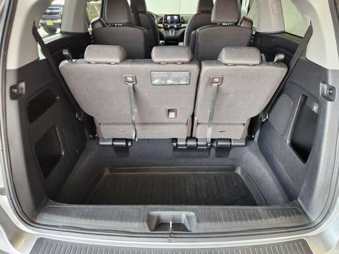 Used 2019 Honda Odyssey EX image 10