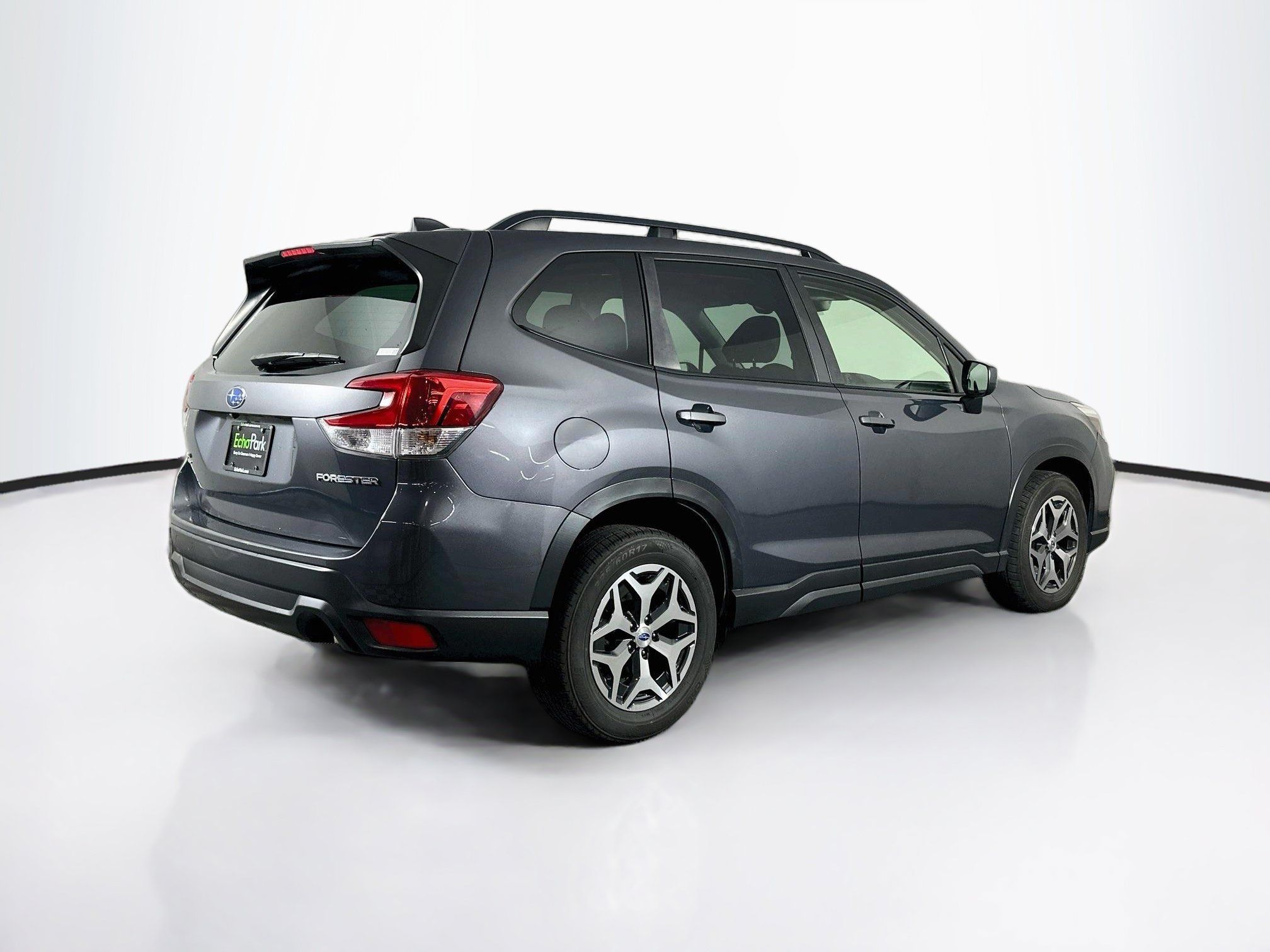 Used 2020 Subaru Forester Premium AWD/4WD image 9