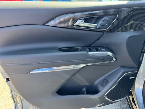 Certified 2025 Chevrolet Traverse High Country w/ LPO, Floor Liner Package AWD/4WD image 12