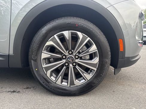New 2026 Buick Envision Preferred AWD/4WD image 9