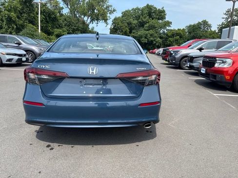 Used 2025 Honda Civic Sport image 8