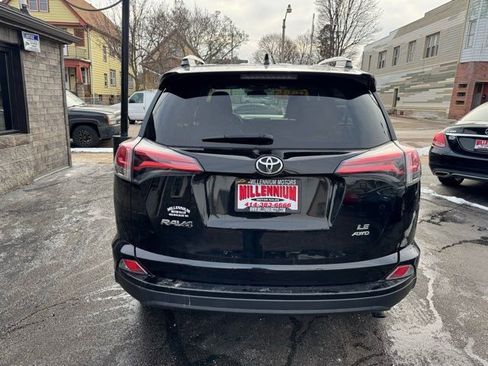 Used 2017 Toyota RAV4 LE image 5