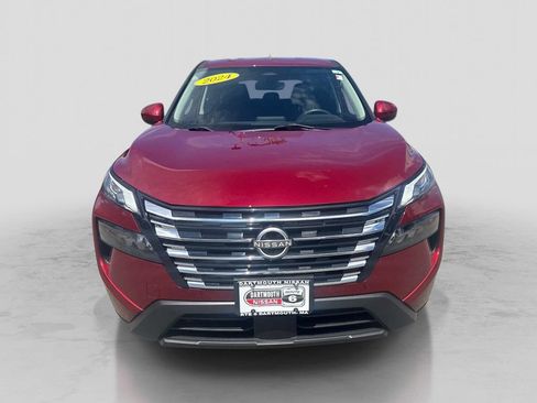 Certified 2024 Nissan Rogue SV AWD/4WD image 11
