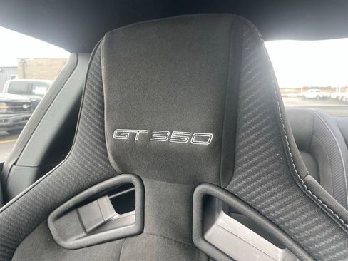 Used 2018 Ford Mustang Shelby GT350 w/ Electronics Package RWD image 24