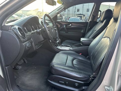 Used 2017 Buick Enclave Leather image 16