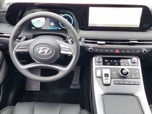 Used 2025 Hyundai Palisade Calligraphy image 27