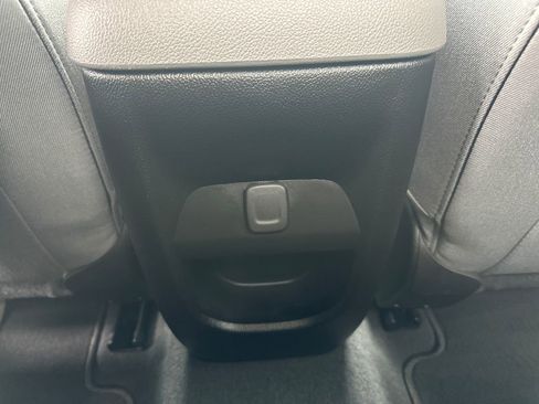 Used 2022 GMC Canyon Elevation Standard w/ Convenience Package image 12