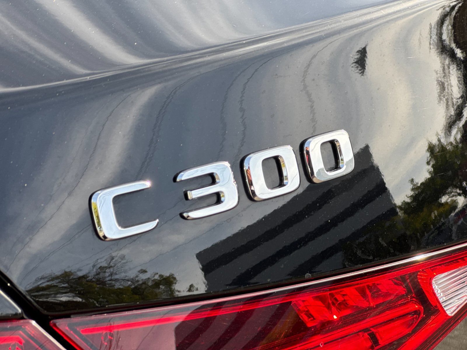 Used 2024 Mercedes-Benz C 300 4MATIC Sedan image 24