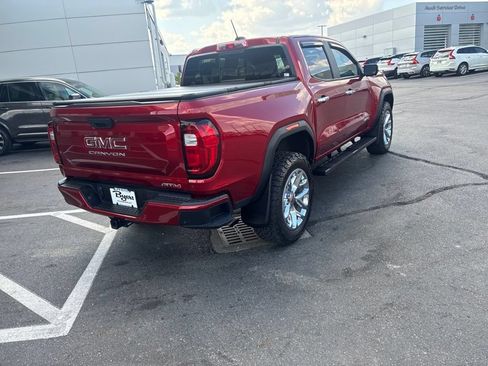 Used 2024 GMC Canyon AT4 w/ Technology Package AWD/4WD image 4
