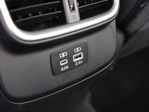 Used 2023 Subaru Legacy Premium image 15