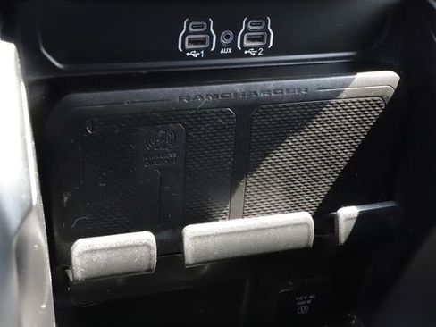 Used 2025 RAM 1500 Big Horn AWD/4WD image 31