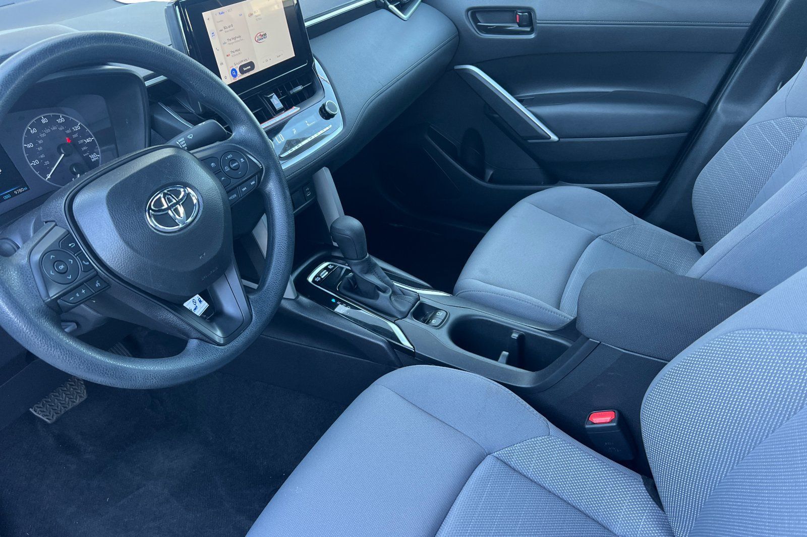 Certified 2025 Toyota Corolla Cross AWD Hybrid image 9