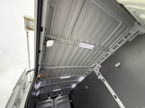 Used 2019 RAM ProMaster 3500 w/ Premium Appearance Group FWD image 48