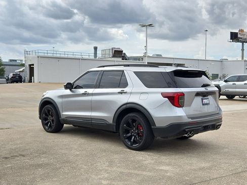 Used 2022 Ford Explorer ST w/ Equipment Group 401A AWD/4WD image 8