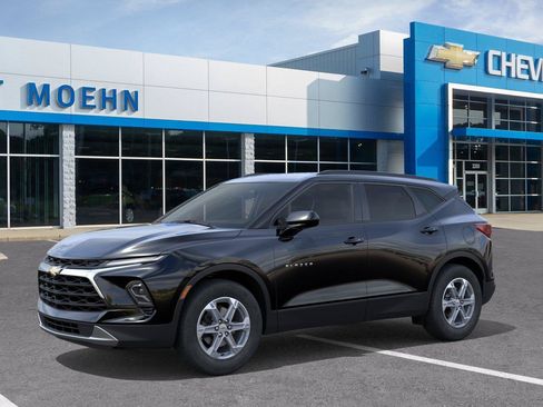 New 2026 Chevrolet Blazer LT w/ Convenience Package AWD/4WD image 2