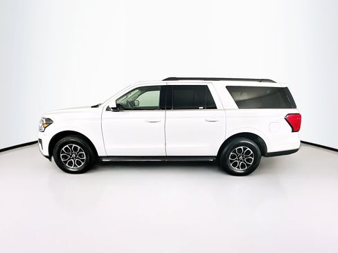 Used 2023 Ford Expedition Max XLT RWD image 4