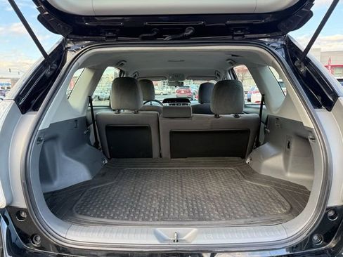 Used 2012 Toyota Prius V Three image 31