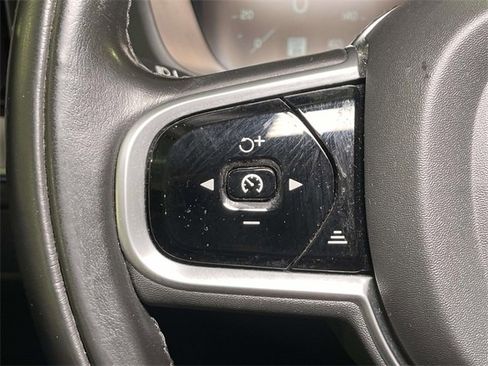 Used 2021 Volvo XC60 T5 Inscription w/ Protection Package Premier image 31