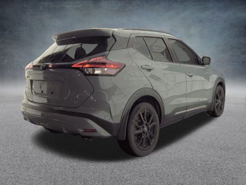 Used 2023 Nissan Kicks SR image 20