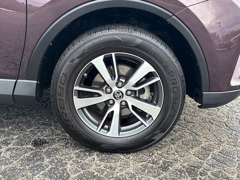Used 2017 Toyota RAV4 XLE FWD image 10
