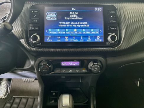 Used 2022 Nissan Kicks SV FWD image 24