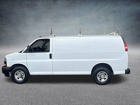 Used 2020 Chevrolet Express 2500 w/ Driver Convenience Package image 9