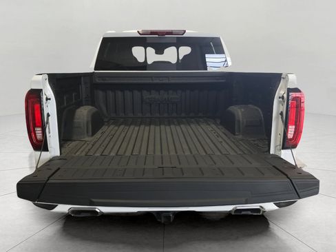 Used 2026 GMC Sierra 1500 AT4 w/ AT4 Premium Package AWD/4WD image 14
