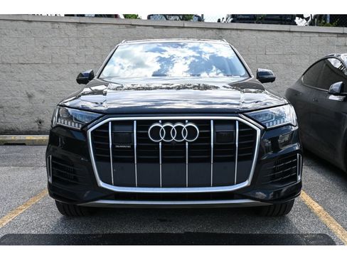 Used 2023 Audi Q7 3.0T Premium Plus AWD/4WD image 3