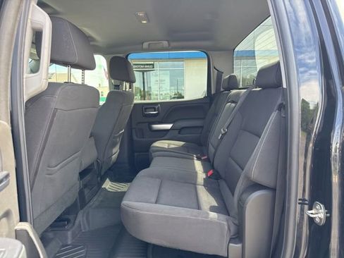 Used 2018 Chevrolet Silverado 1500 LT w/ All Star Edition AWD/4WD image 11