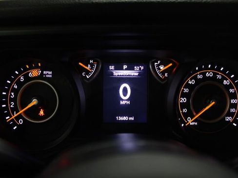 Used 2024 Jeep Wrangler Sport AWD/4WD image 39