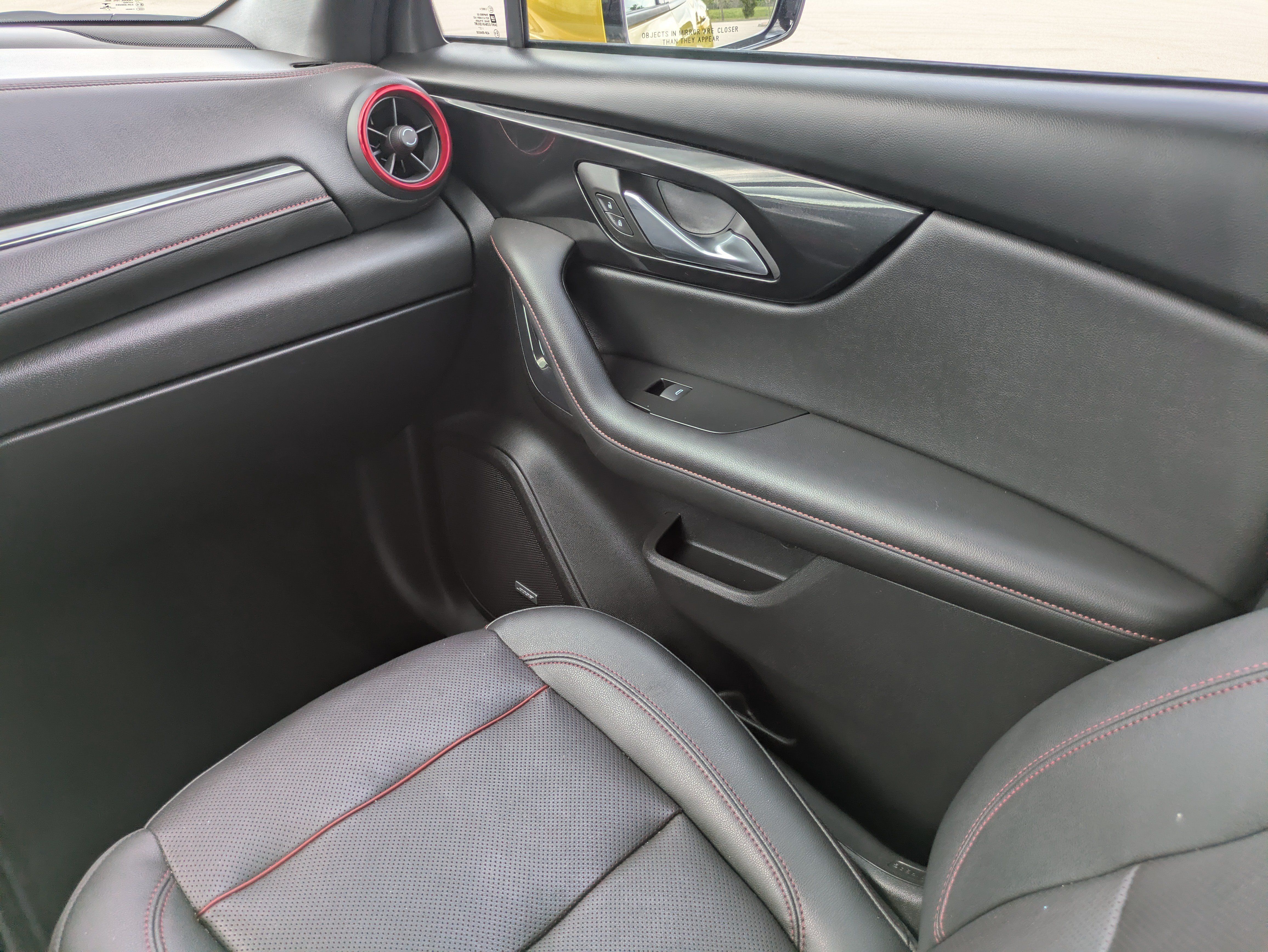 Used 2022 Chevrolet Blazer RS w/ Enhanced Convenience Package FWD image 17