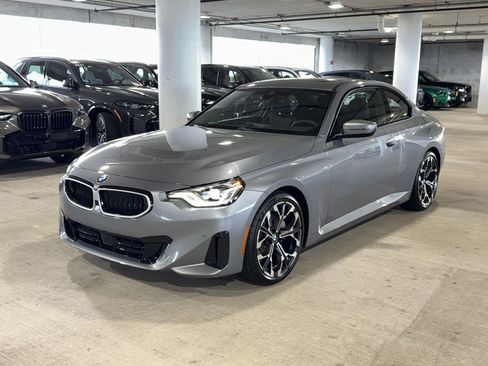 New 2026 BMW 230i Coupe w/ Premium Package RWD image 3
