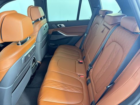 New 2026 BMW X5 sDrive40i image 15