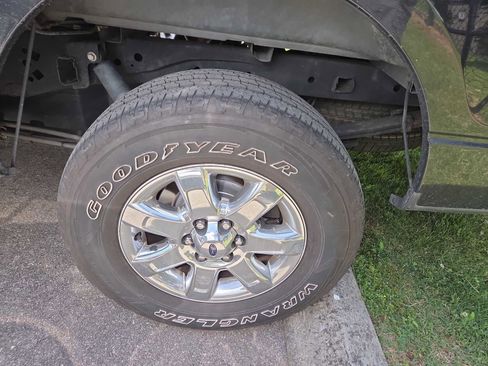 Used 2014 Ford F150 XLT w/ XLT Chrome Package AWD/4WD image 6