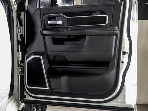 Used 2021 RAM 3500 Laramie w/ Night Edition AWD/4WD image 35