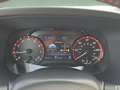 Used 2023 Nissan Frontier PRO-4X w/ Pro Convenience Package image 18