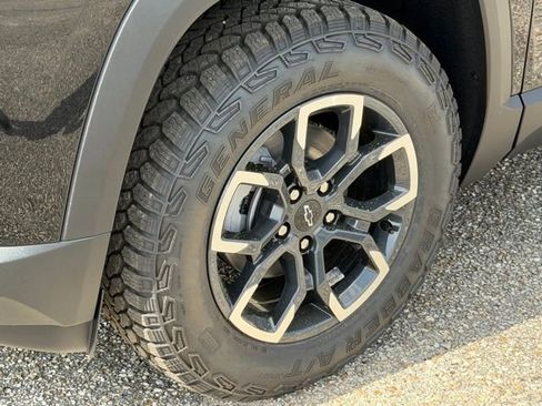 New 2026 Chevrolet Equinox ACTIV image 10