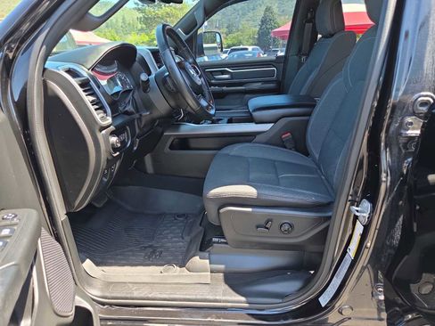 Used 2019 RAM 1500 Big Horn AWD/4WD image 19