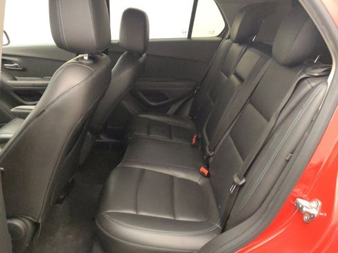 Used 2015 Chevrolet Trax LTZ FWD image 18