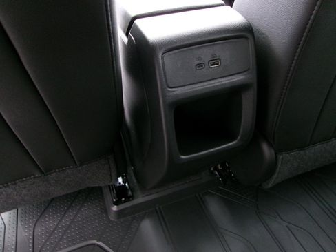 New 2026 Chevrolet Trax LT w/ Driver Confidence Package image 12