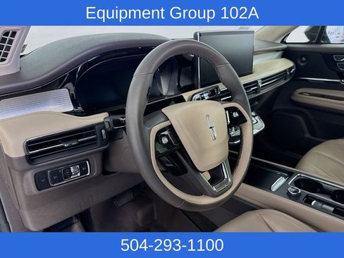 Used 2023 Lincoln Corsair FWD w/ Equipment Group 102A image 9