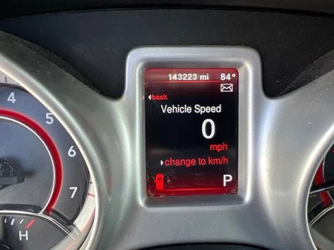 Used 2017 Dodge Journey SE FWD image 12