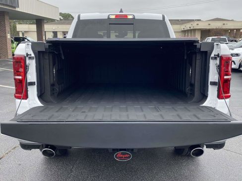 Used 2025 RAM 1500 Limited w/ Trailer Tow Group image 10