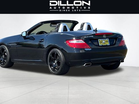 Used 2015 Mercedes-Benz SLK 250 image 6
