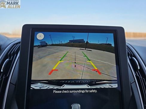 Used 2023 Ford Edge SEL w/ Cargo Accessory Package image 14