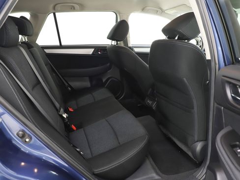 Used 2019 Subaru Outback 2.5i Premium AWD/4WD image 12