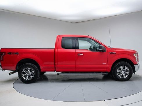 Used 2017 Ford F150 XLT w/ Equipment Group 302A Luxury image 8