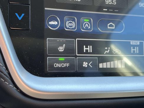 Certified 2025 Subaru Outback Premium w/ Popular Package #1 image 34