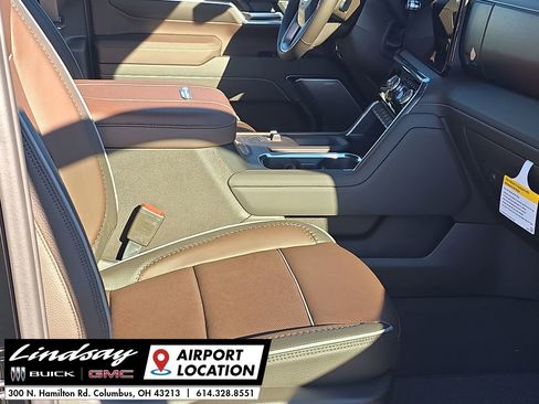 New 2026 GMC Sierra 3500 Denali w/ Denali Reserve Package image 28