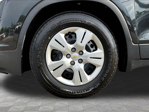 Used 2016 Chevrolet Trax LS FWD image 32